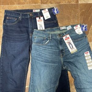 Set of 2 NWT wrangler Men’s Jeans slim straight size 34x32